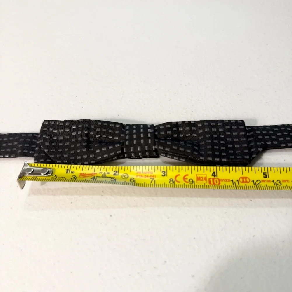 Hugo Boss Silk Black and‎ Silver Bow tie, adjustable sizing, Orange label